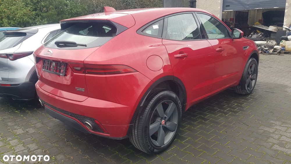 Jaguar E-Pace D150 AWD R-Dynamic S - 12