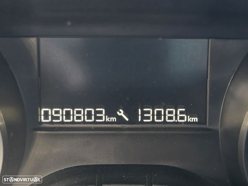 Peugeot 208 1.2 PureTech Active - 12