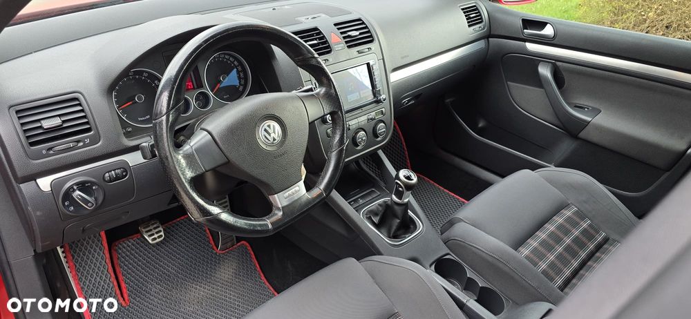 Volkswagen Golf 2.0 GTI - 10