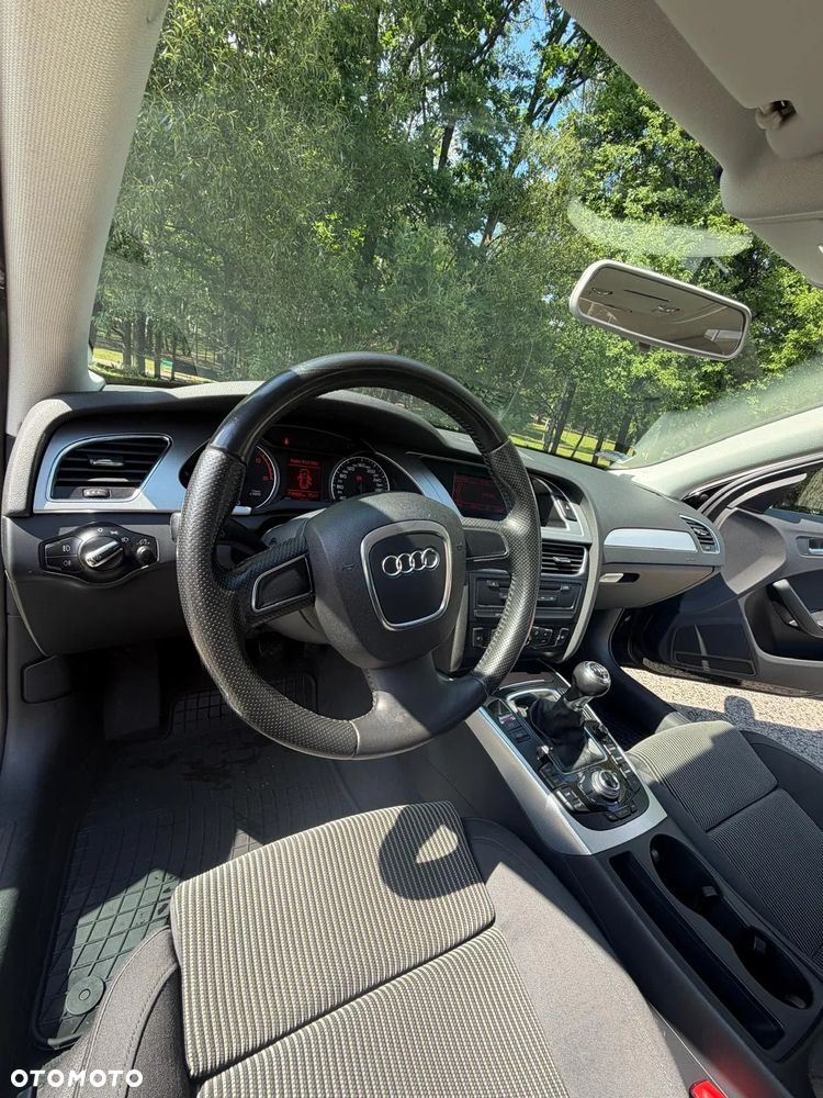Audi A4 Avant 2.0 TDI - 12