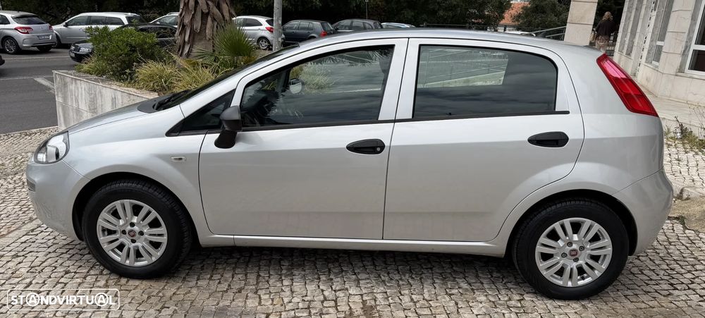 Fiat Punto 1.2 Lounge S&S - 7