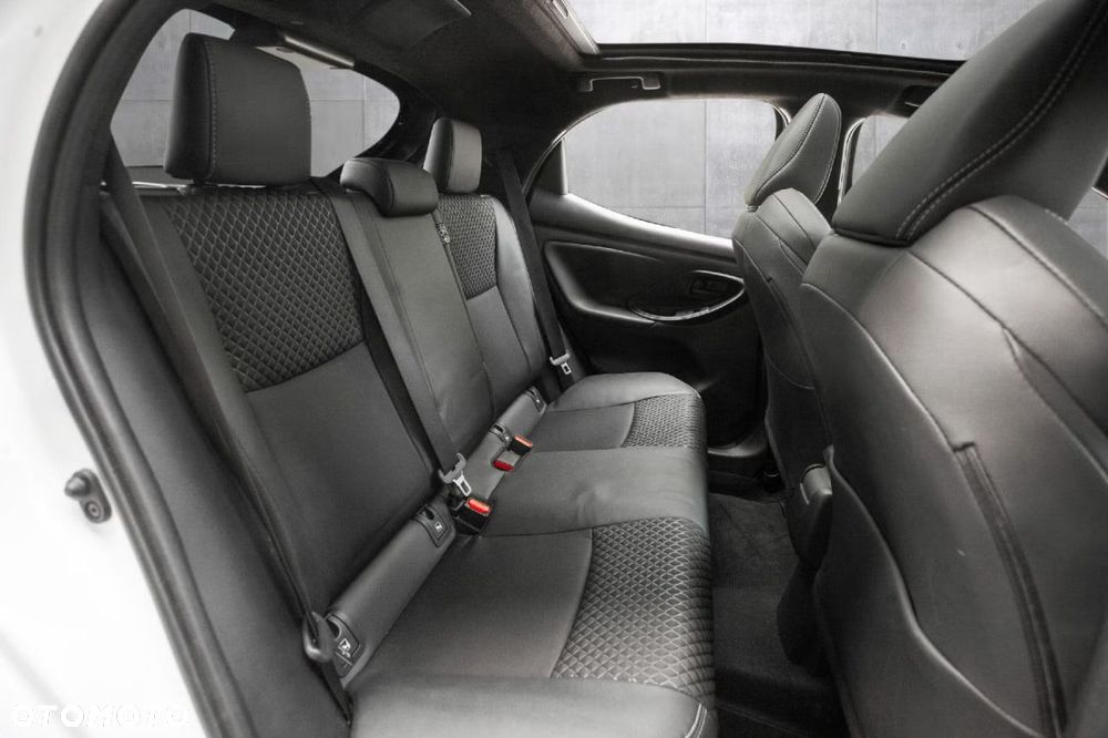 Toyota Yaris Hybrid 1.5 Selection Style - 15