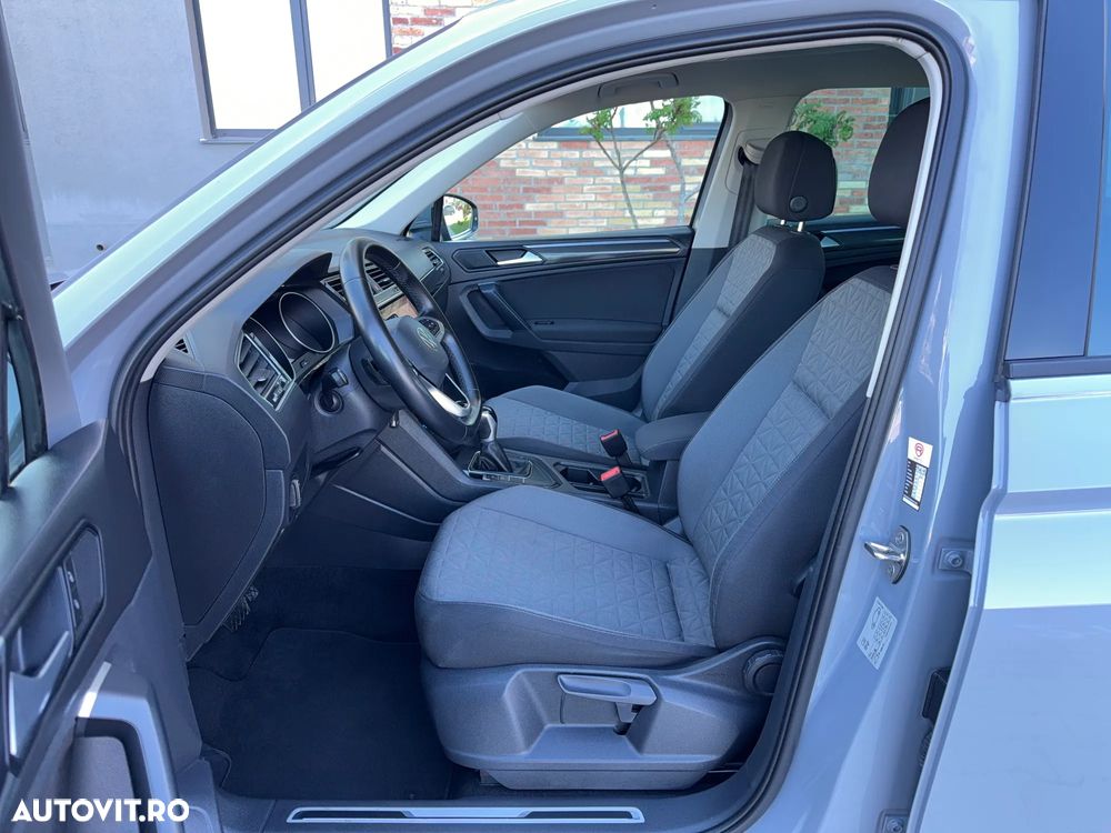 Volkswagen Tiguan - 10