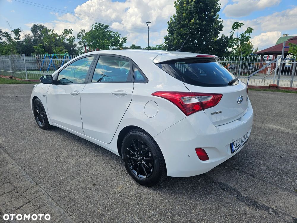 Hyundai i30 1.4 CRDi Advantage - 10