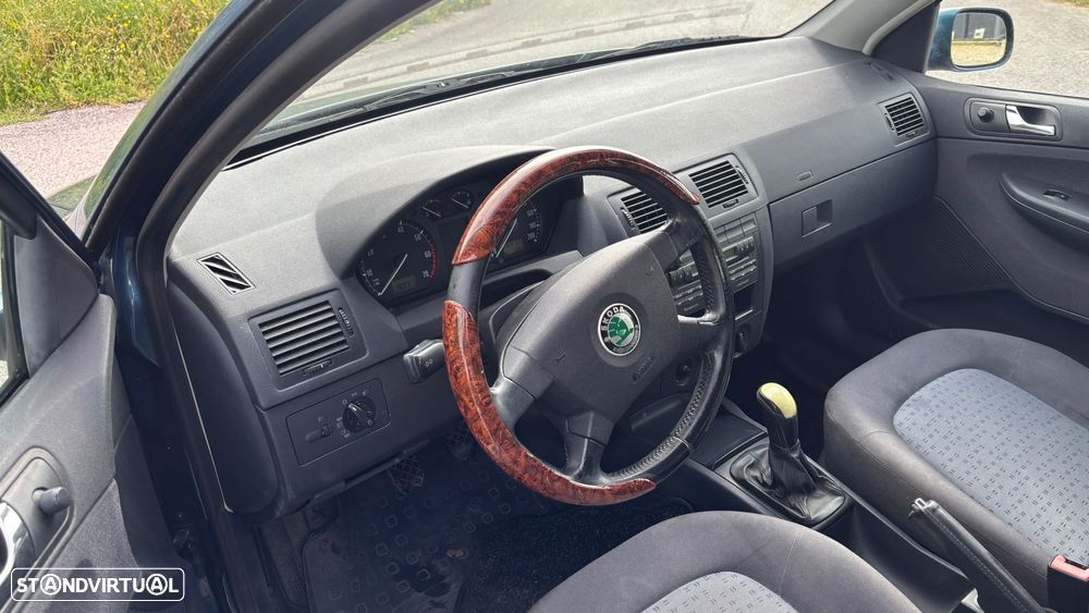 Skoda Fabia Break 1.4 Comfort - 8