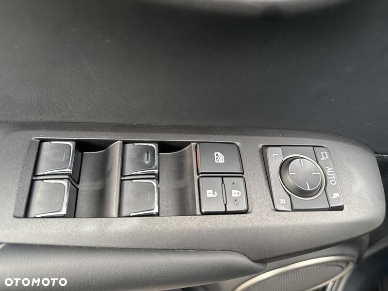 Lexus NX 300h Business Edition AWD - 15