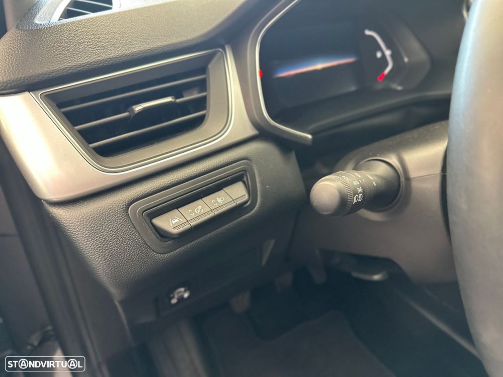 Renault Captur 1.0 TCe Intens Bi-Fuel - 19