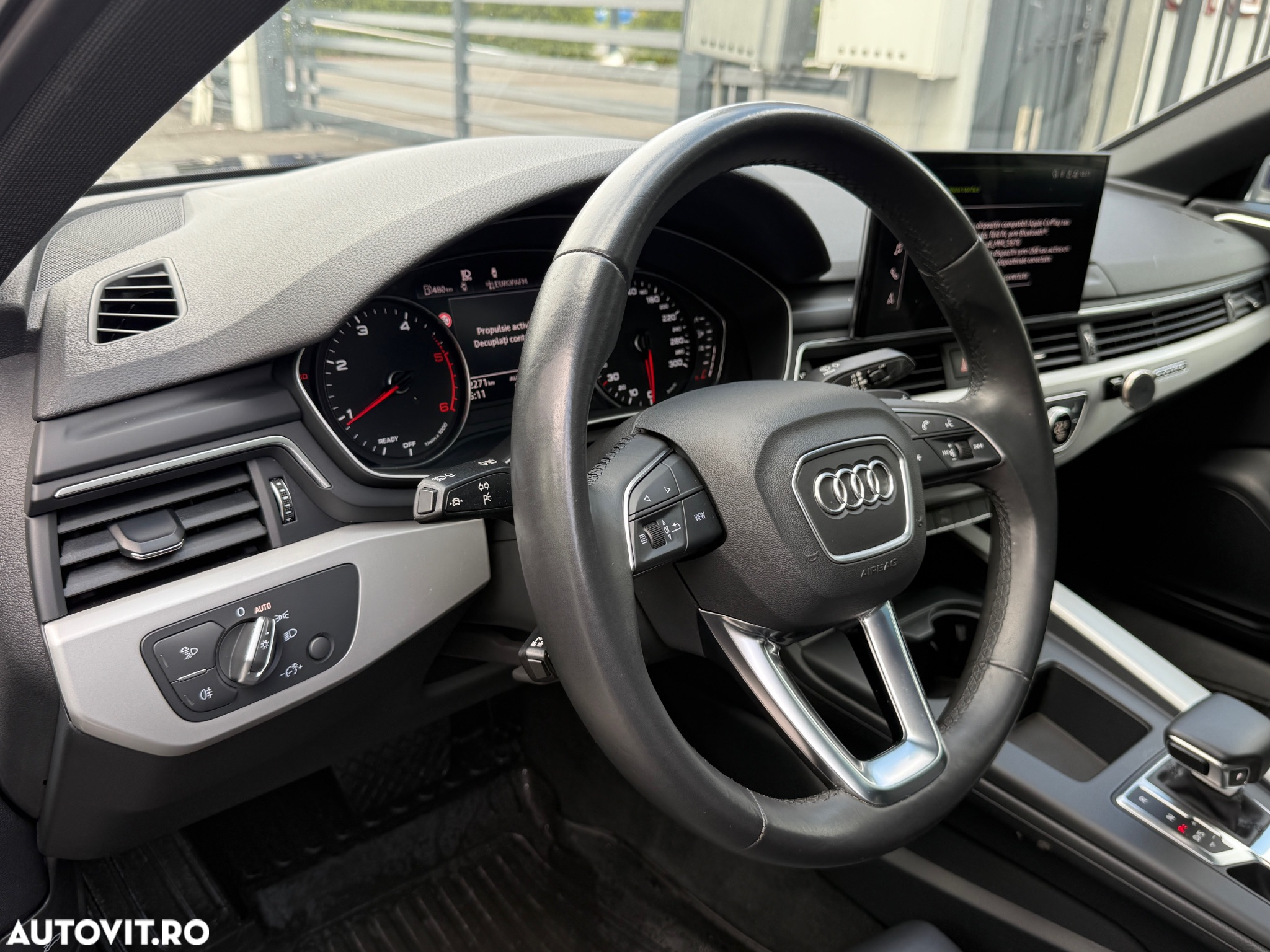 Audi A4 2.0 TDI quattro S tronic Sport - 29