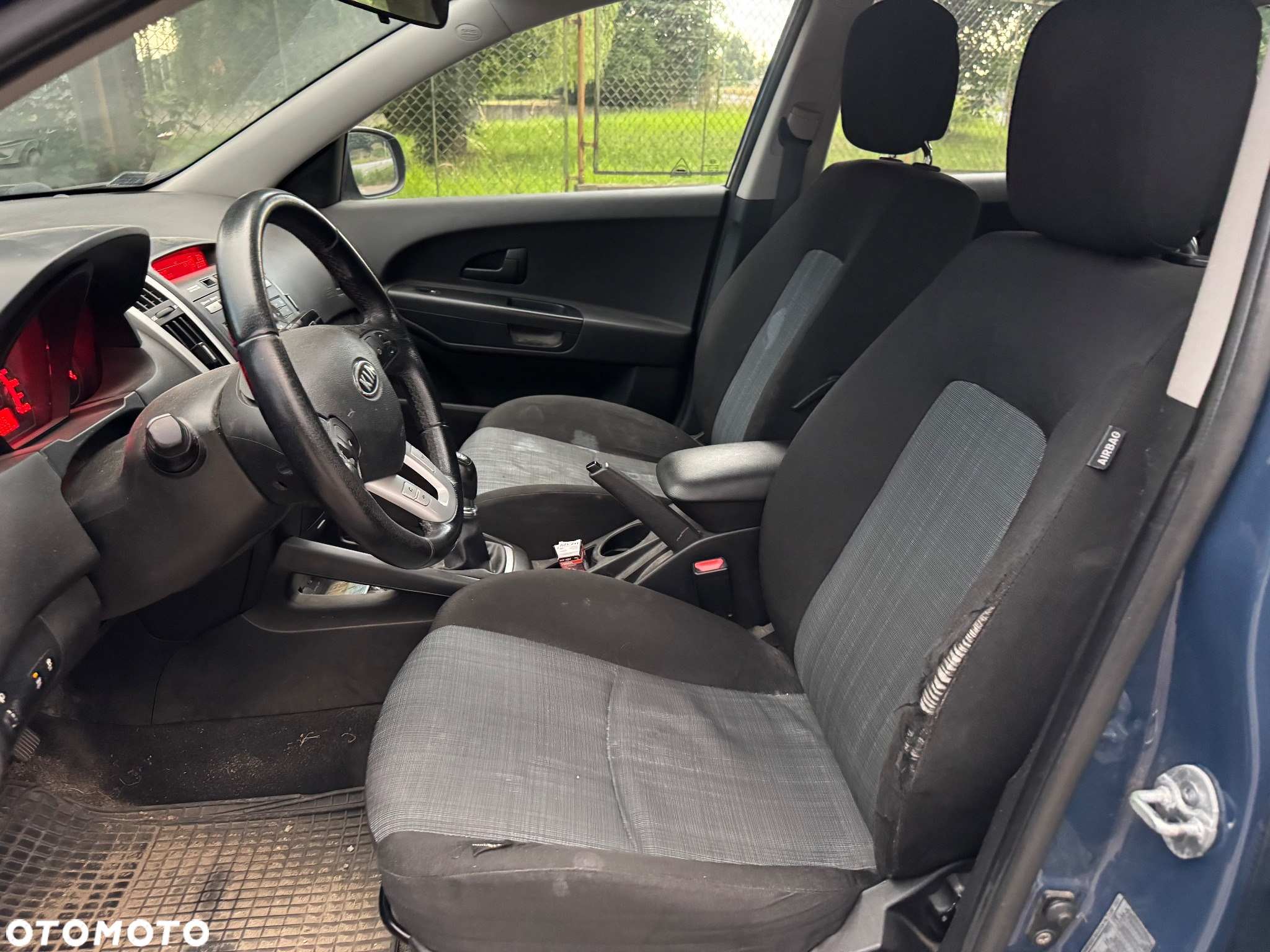 Kia Ceed - 9