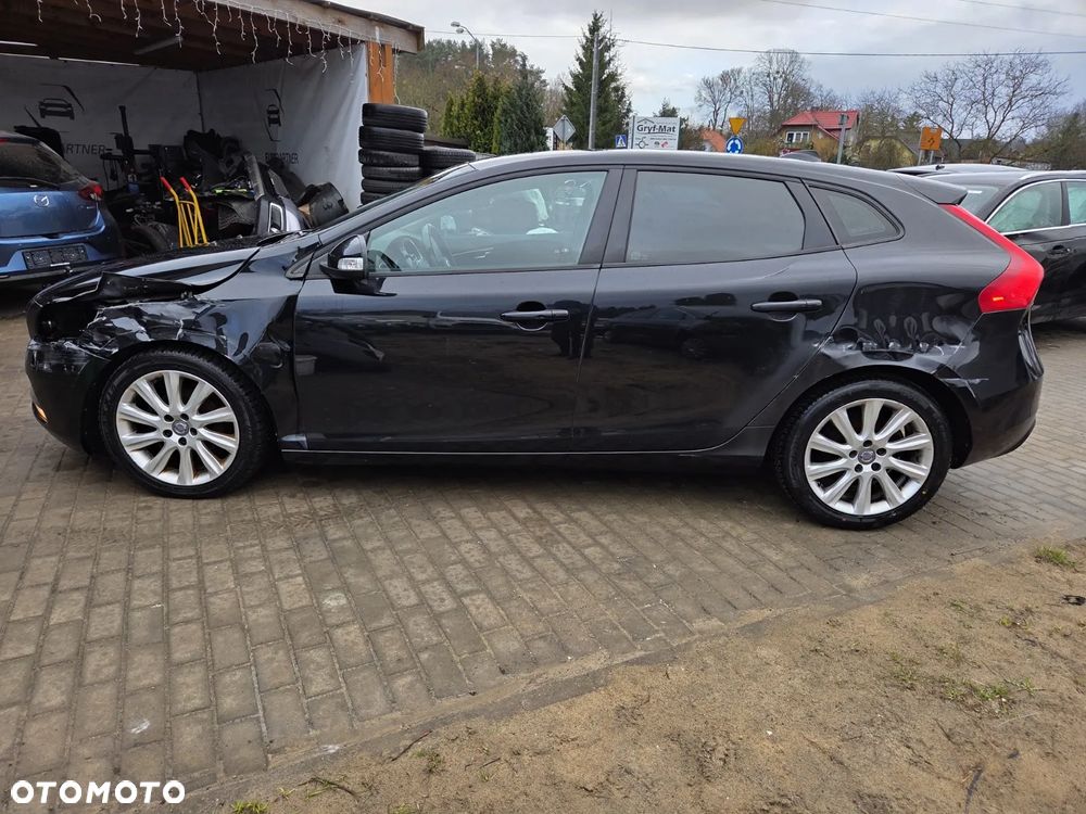 Volvo V40 D2 - 2