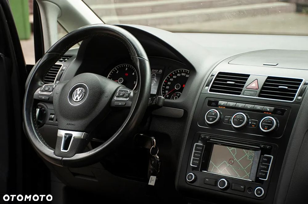 Volkswagen Touran 2.0 TDI DPF Life - 22