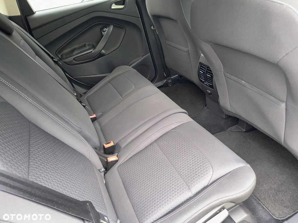 Ford Kuga - 15