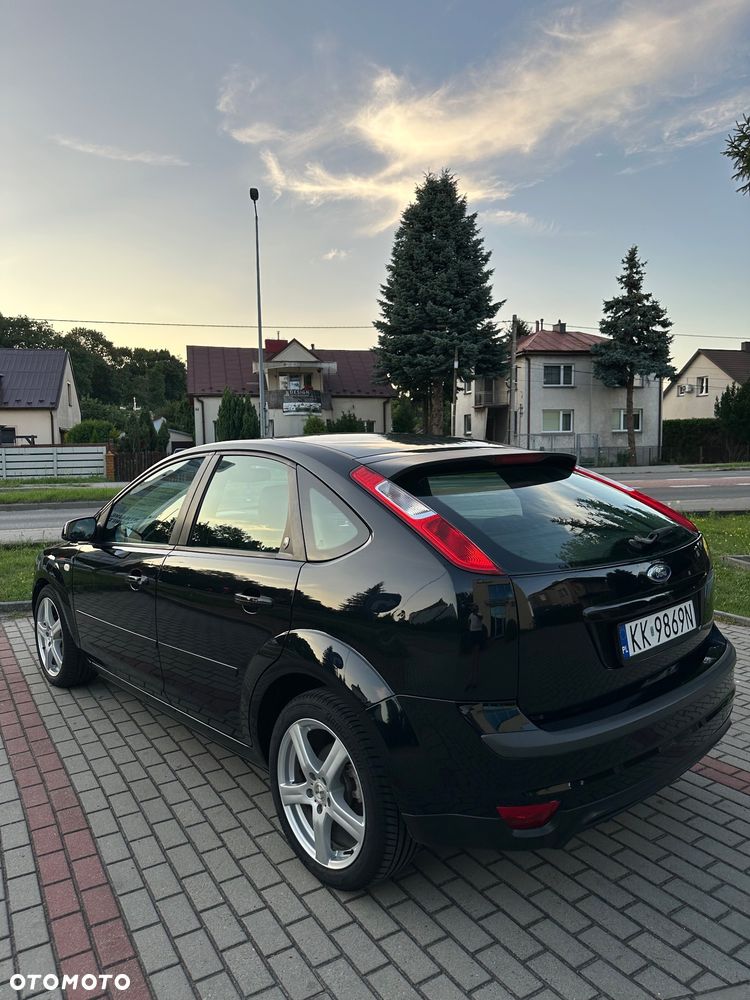 Ford Focus 1.6 TDCi Ghia - 7