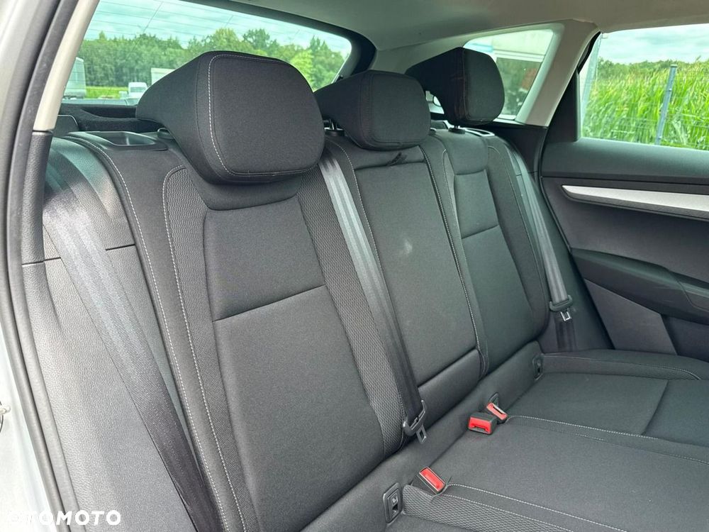 Skoda Karoq 2.0 TDI SCR 4x4 DSG Ambition - 21