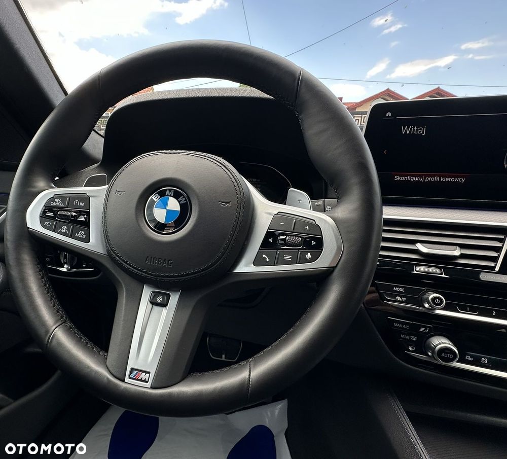 BMW Seria 5 530d xDrive M Sport Edition - 23