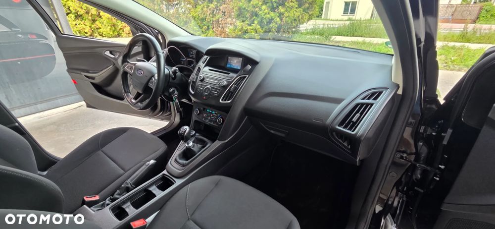 Ford Focus 1.5 TDCi ECOnetic 88g Start-Stopp-System Titanium - 36