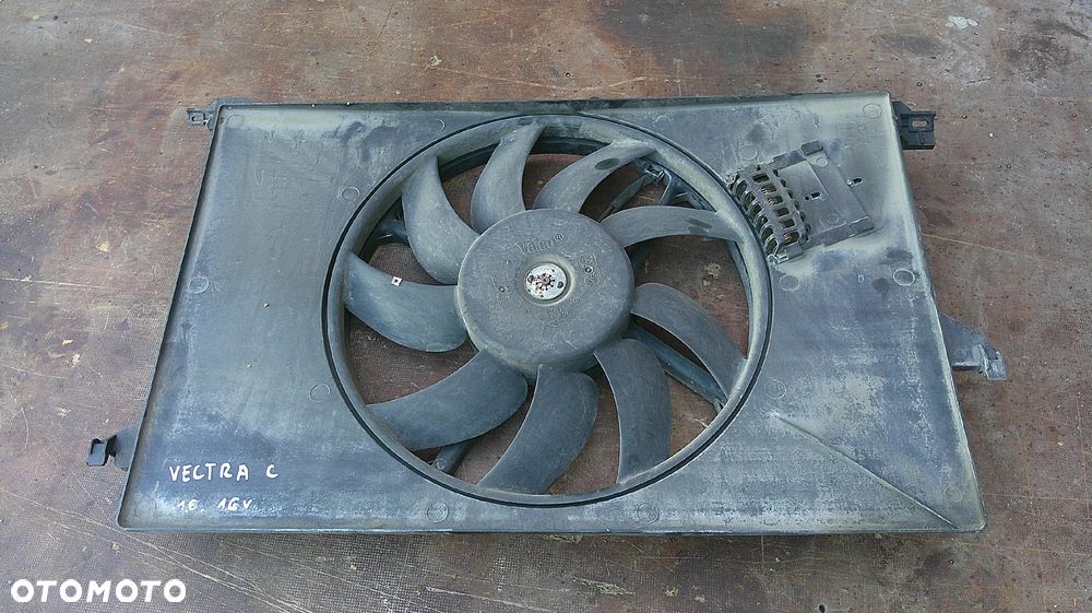 OPEL VECTRA C LIFT 1.6 16V WENTYLATOR CHŁODNICY - 3