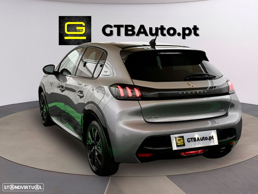 Peugeot 208 - 25