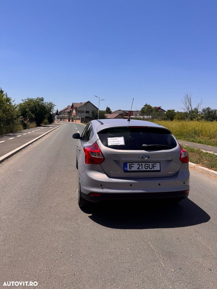 FORD Focus 2012 — imagine 11