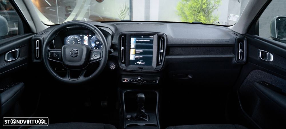 Volvo XC 40 1.5 T2 Essential - 24