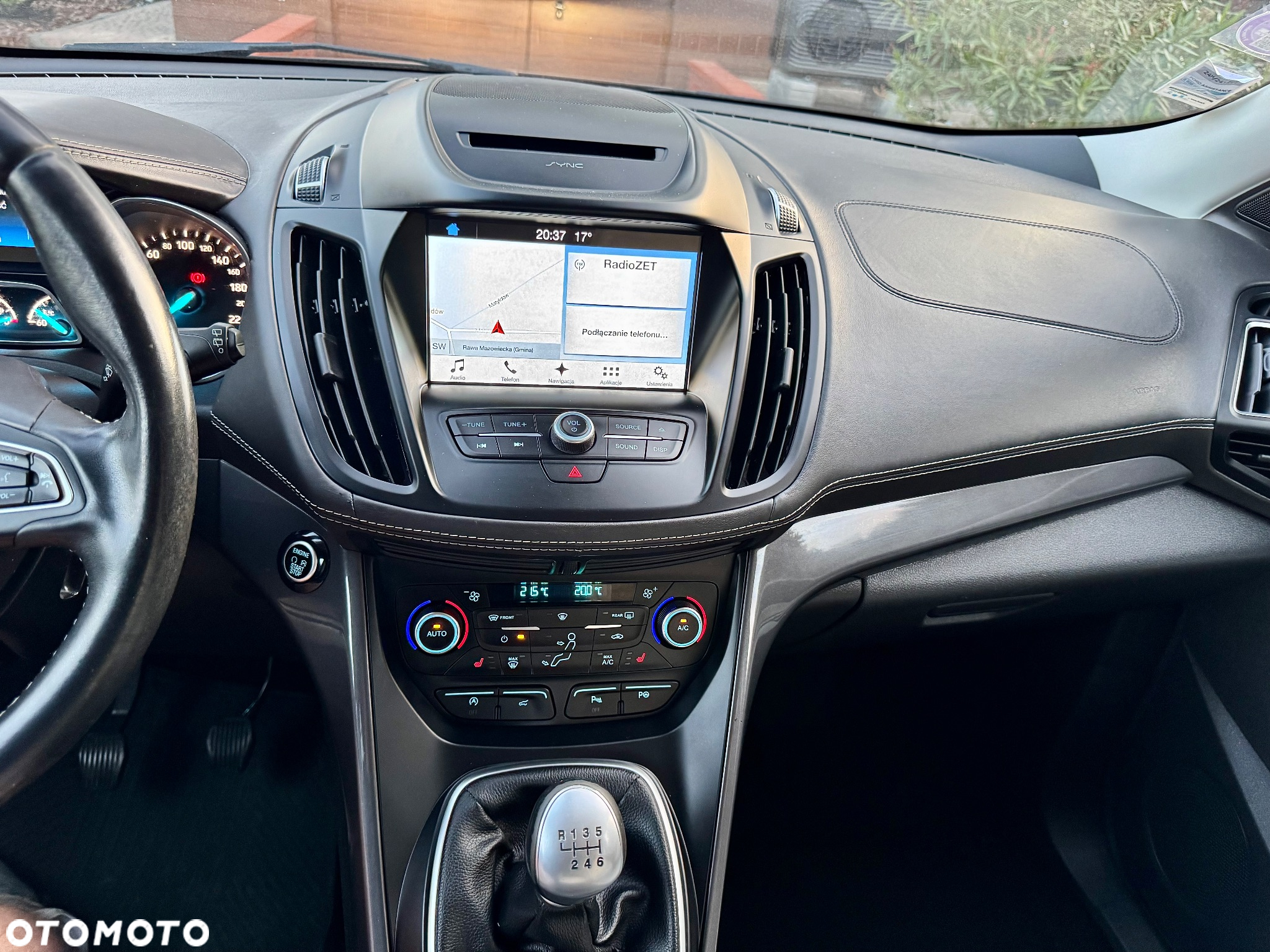 Ford Kuga 1.5 EcoBoost 2x4 Vignale - 26