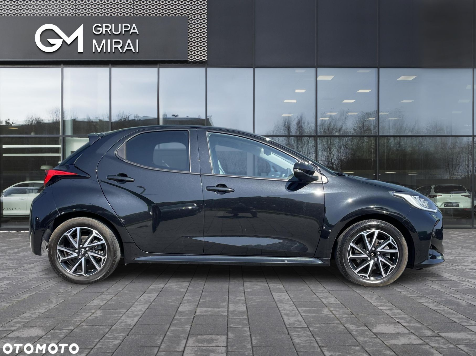 Toyota Yaris - 6