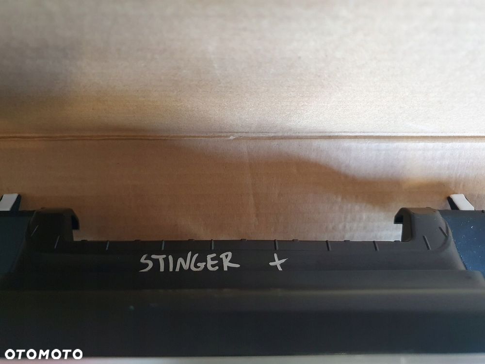 KIA STINGER WYŚWIETLACZ RADIA MONITOR EKRAN 96525-J5400 NAVI RAMKA - 2