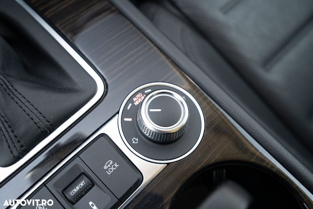 Volkswagen Touareg 3.0 V6 TDI BMT Terrain Tech - 16