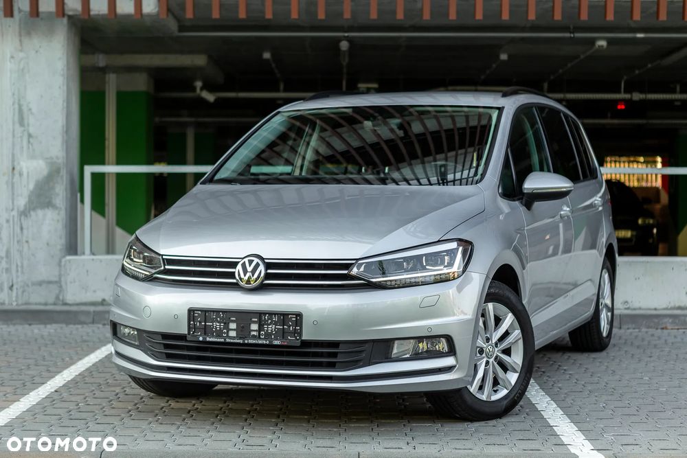 Volkswagen Touran - 2