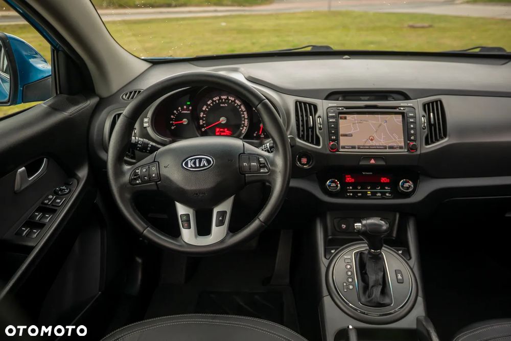 Kia Sportage 2.0 CRDI 4WD Automatik Dream-Team Edition - 35