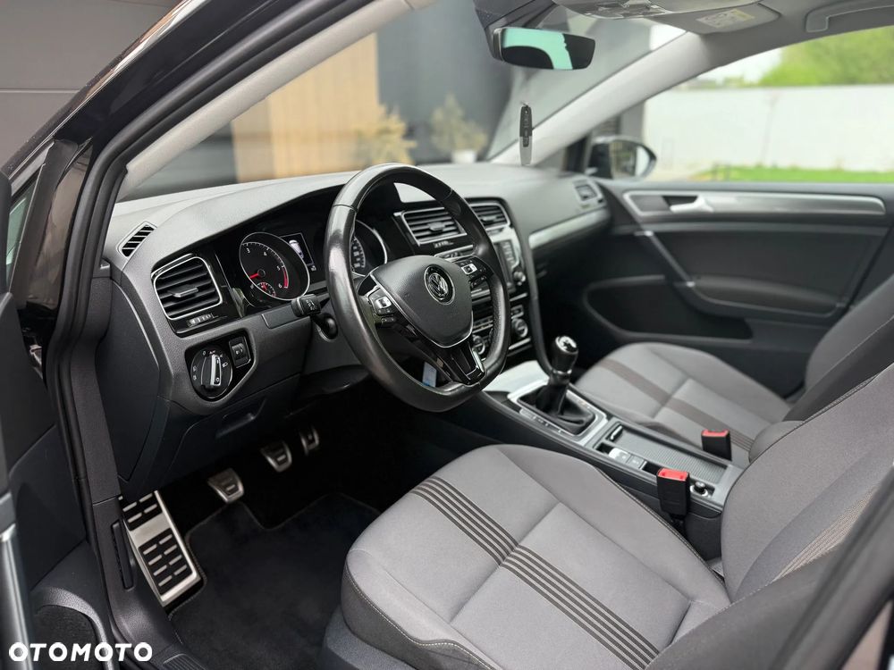 Volkswagen Golf 2.0 TDI BlueMotion Technology Allstar - 16