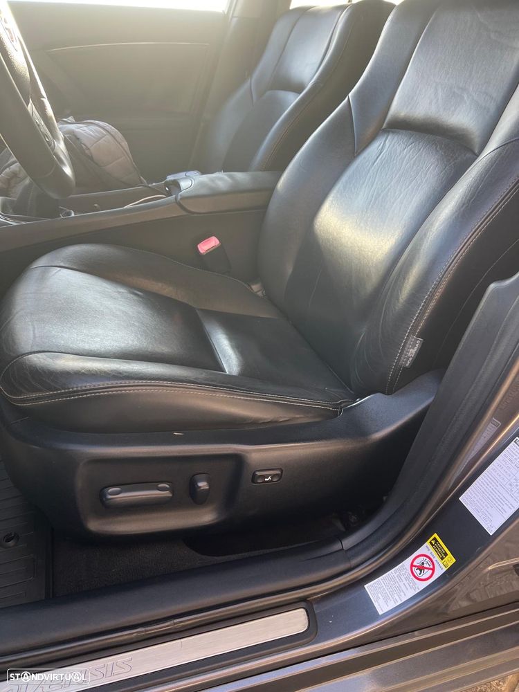 Toyota Avensis SW 2.0 D-4D Exclusive +Pele+GPS - 7