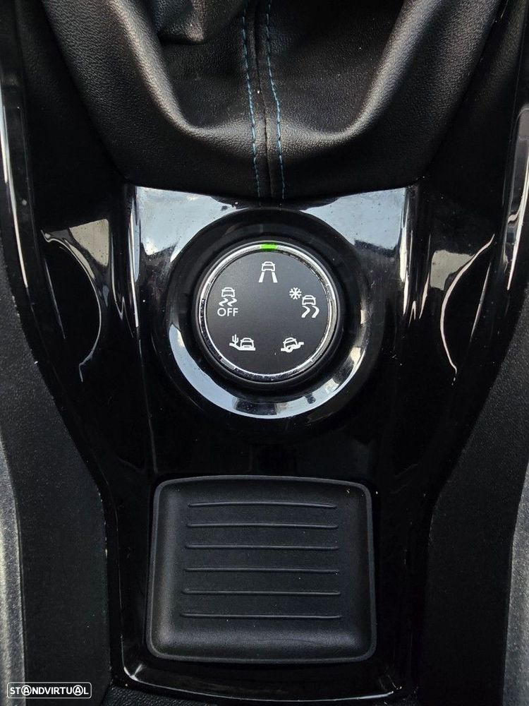 Peugeot 2008 1.2 PureTech Allure - 28