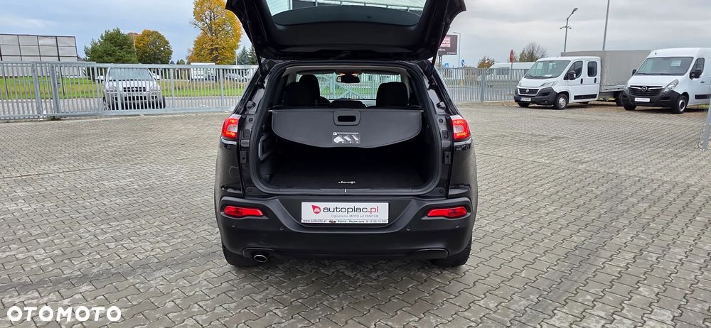 Jeep Cherokee 2.0 MJD Active Drive I Longitude - 18