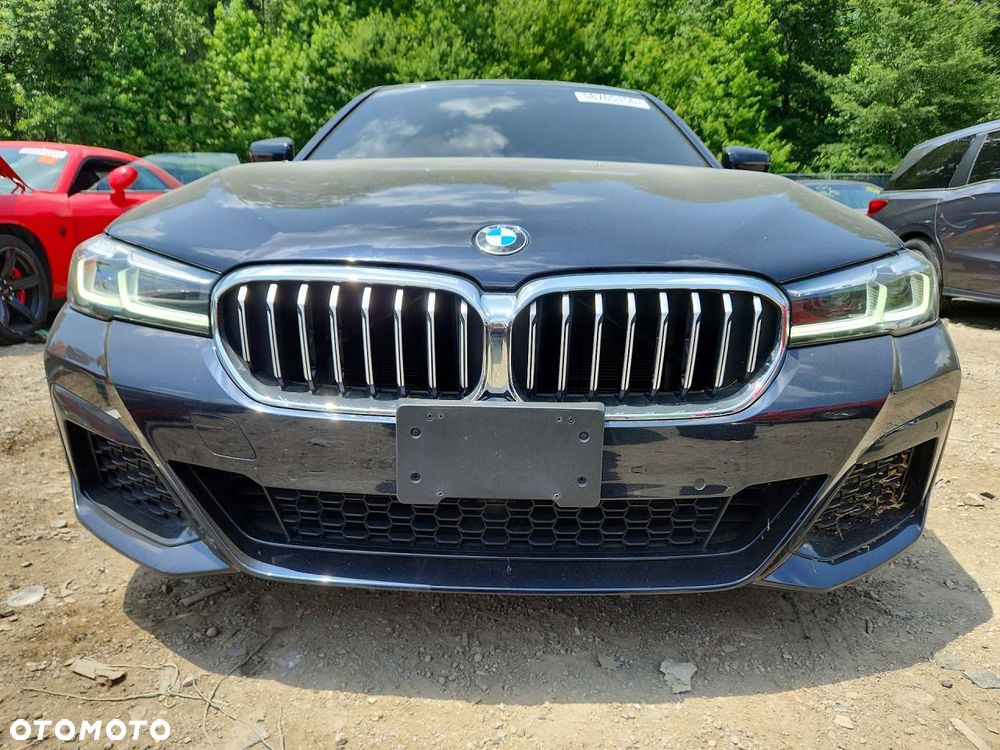 BMW Seria 5 530i xDrive M Sport Edition - 3