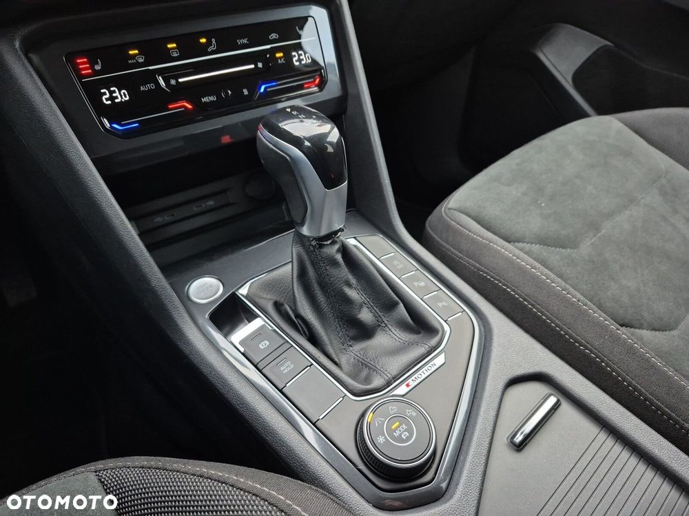 Volkswagen Tiguan Allspace 2.0 TSI 4Mot Elegance DSG - 22