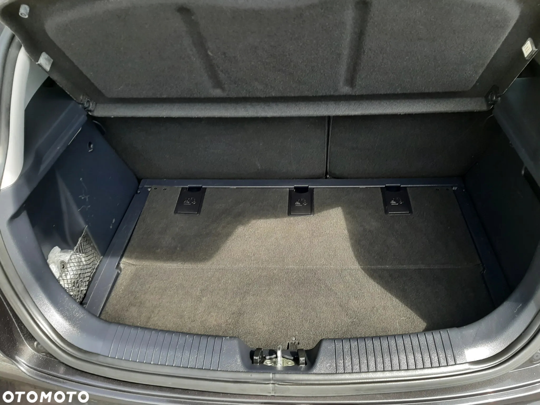 Kia Rio 1.2 Dream Team Edition - 23
