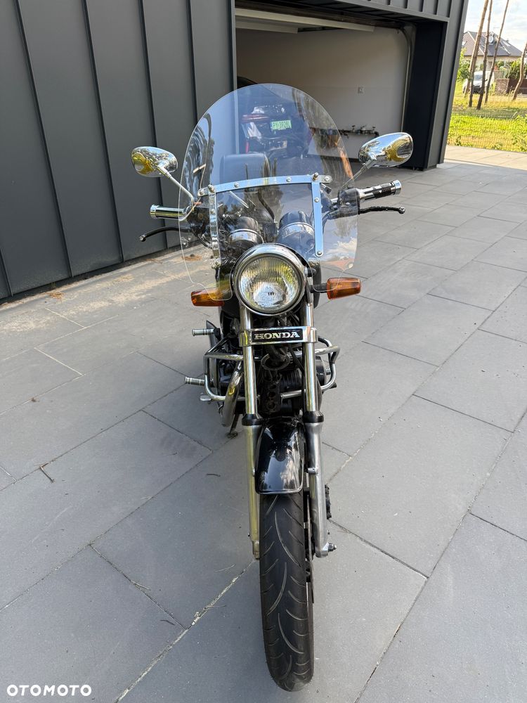 Honda Nighthawk - 4