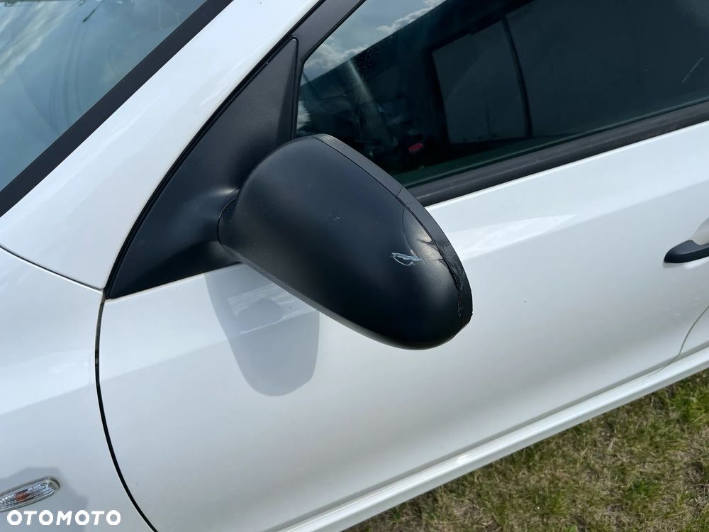 Hyundai i30 1.6 CRDi Classic - 10