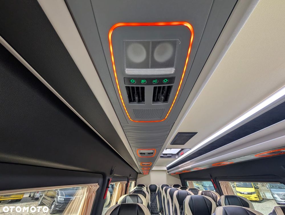 Mercedes-Benz Sprinter 519 - 28