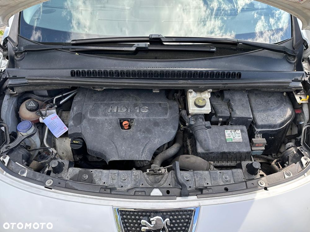 Peugeot 3008 HDi FAP 160 Automatik Active - 16