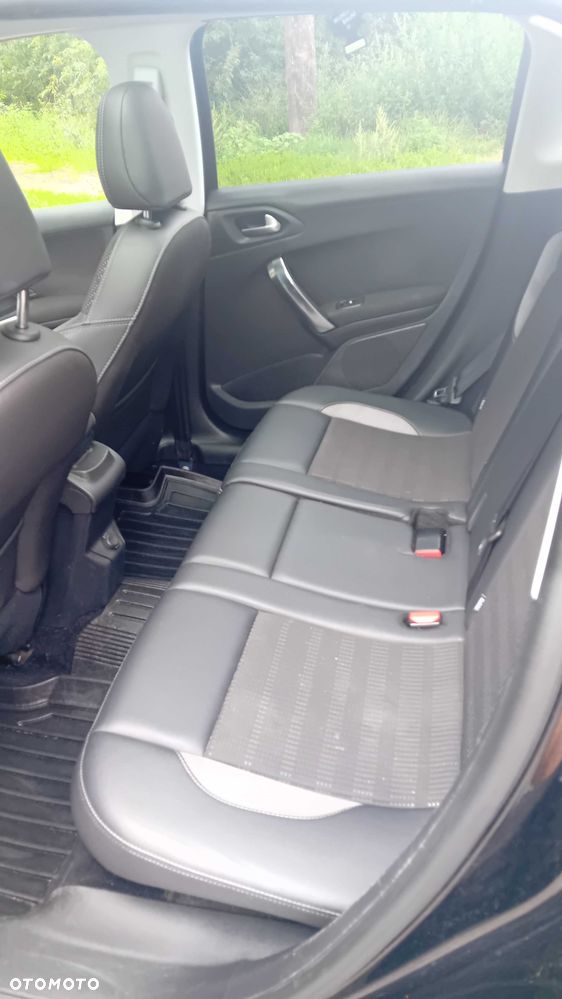 Peugeot 2008 - 7