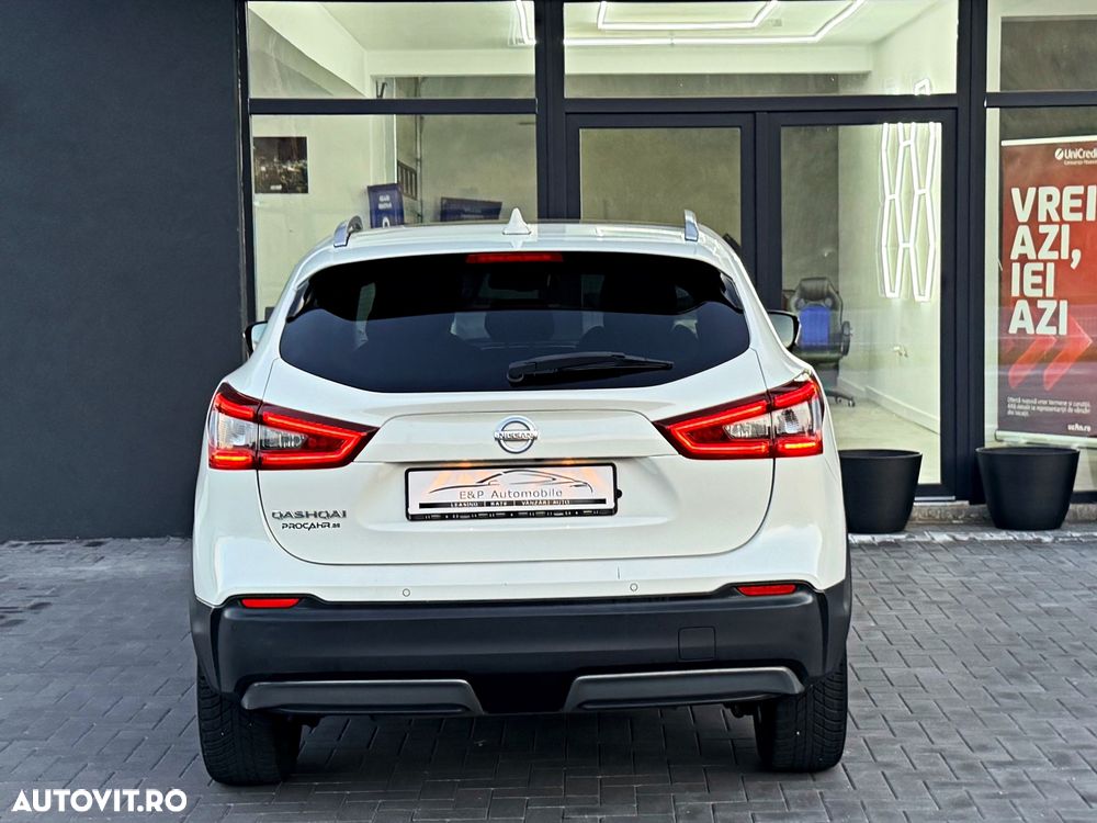 Nissan Qashqai - 12
