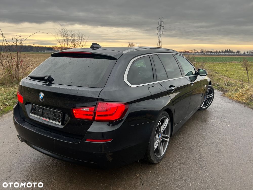 BMW Seria 5 520d Sport-Aut - 8