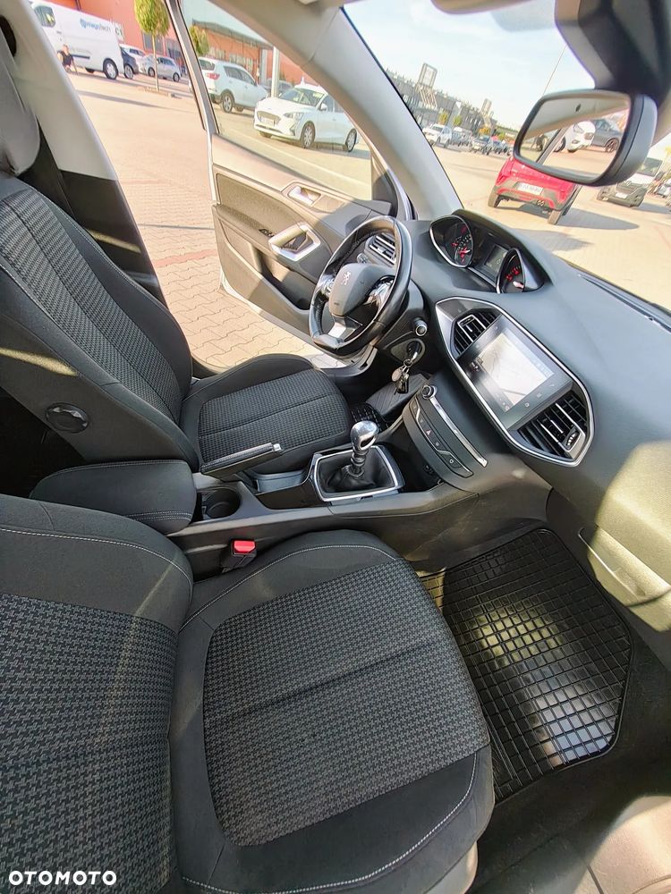 Peugeot 308 BlueHDi 100 Stop & Start Active Pack - 4