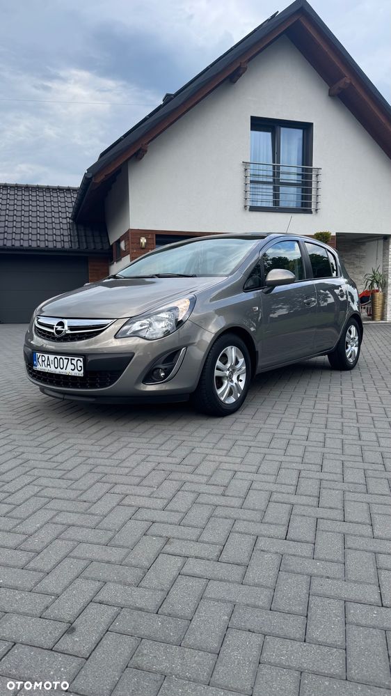 Opel Corsa - 1