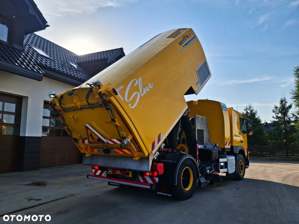Volvo FMX 420 Zamiatarka BROCK VS 7 TECH Euro 6 PM2.5/10 Karcher 100 BAR Listwy Ciśnieniowe Mycie Asfaltu W Szerokim Zakresie Szczotki L/R 2145 MTH Kamery 360 2021R Dodatkowy Zbiornik Wody Webasto - 25
