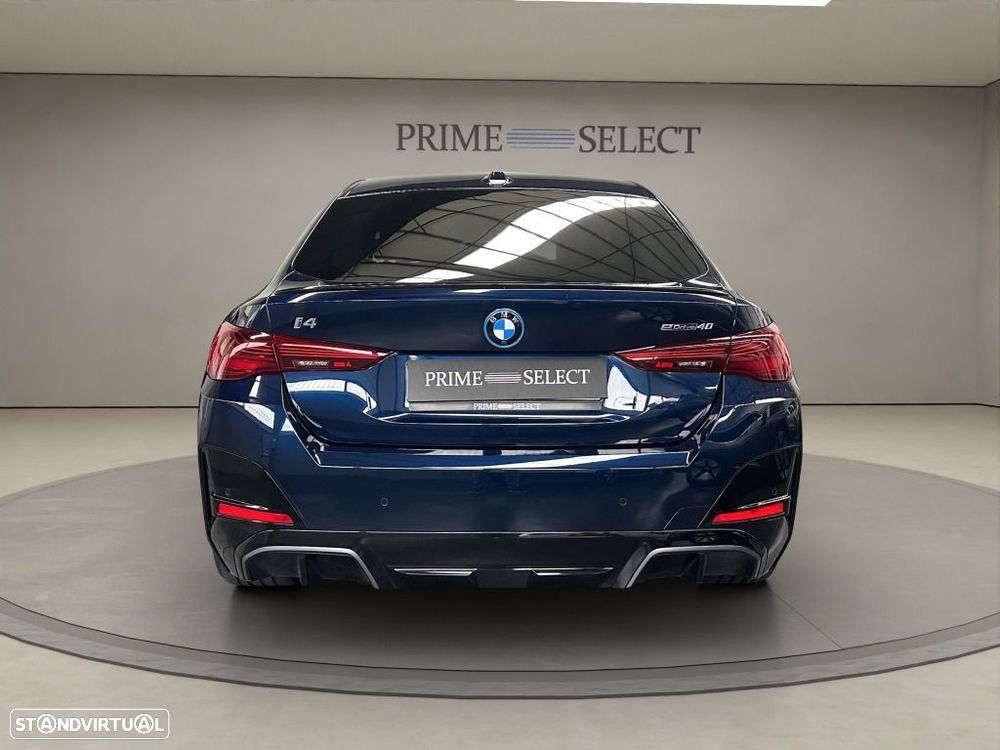 BMW i4 - 4