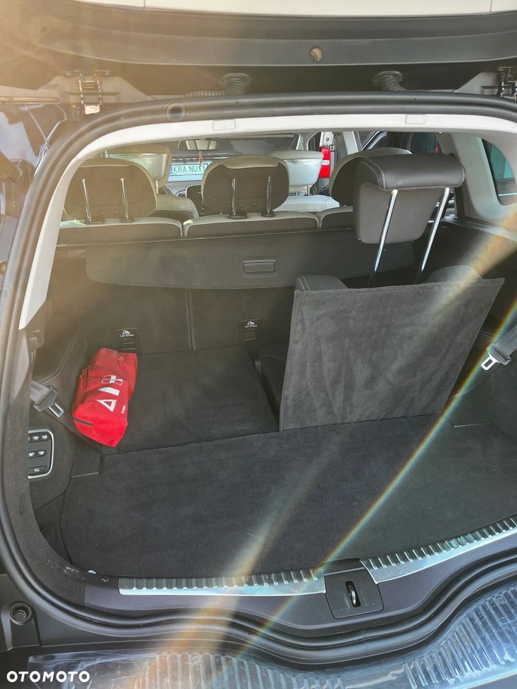 Renault Espace 1.6 TCE Energy Zen EDC 7os - 25