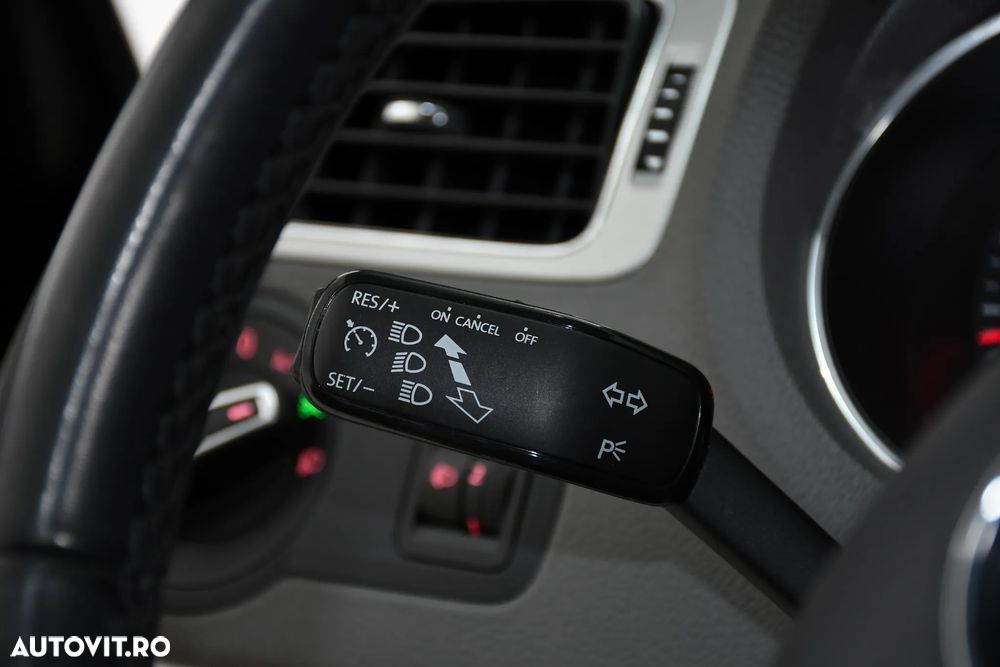 Volkswagen Polo 1.2 TSI Blue Motion Technology beats - 30